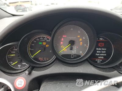 Zdjęcie 9 z 14 samochodu: 2016 PORSCHE CAYENNE SE HYBRID VIN:WP1AE2A26GLA63905 - miniatura