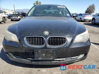 Piąte zdjęcie samochodu w środku: 2009 BMW 528 I VIN:WBANU53559C117418 - miniatura