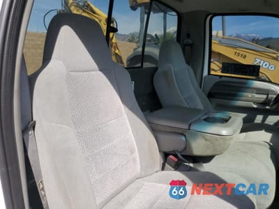 Zdjęcie 6 z 10 samochodu: 2003 FORD F550 SUPER DUTY VIN:1FDAF56PX3ED39727 - miniatura