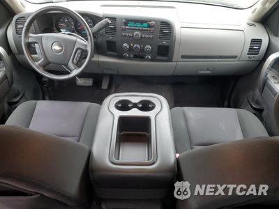 Zdjęcie 8 z 12 samochodu: 2011 CHEVROLET SILVERADO C1500 LS VIN:1GCRCREA3BZ376405 - miniatura