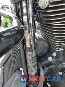 Zdjęcie 9 z 10 samochodu: 2023 HARLEY-DAVIDSON FLHXS VIN:1HD1KRP12PB601845 - miniatura