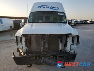 Piąte zdjęcie samochodu w środku: 2018 NISSAN NV 2500 S VIN:1N6AF0LY9JN805386 - miniatura