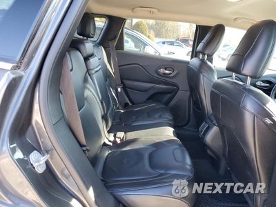 Zdjęcie 11 z 13 samochodu: 2015 JEEP CHEROKEE LATITUDE VIN:1C4PJMCS6FW625377 - miniatura