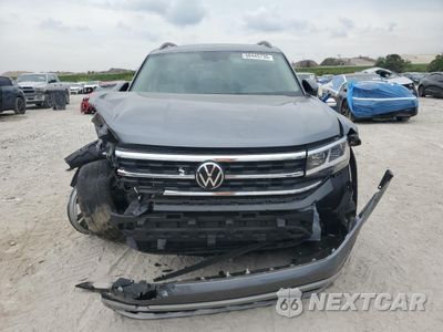Piąte zdjęcie samochodu w środku: 2023 VOLKSWAGEN ATLAS SE VIN:1V2JR2CA9PC533711 - miniatura