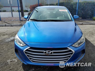 Piąte zdjęcie samochodu w środku: 2018 HYUNDAI ELANTRA SEL VIN:KMHD84LF2JU608352 - miniatura