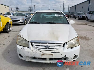 Piąte zdjęcie samochodu w środku: 2005 KIA SPECTRA LX VIN:KNAFE121655120996 - miniatura