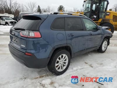 Trzecie zdjęcie samochodu z tyłu: 2021 JEEP CHEROKEE LATITUDE VIN:1C4PJMCB6MD227840 - miniatura
