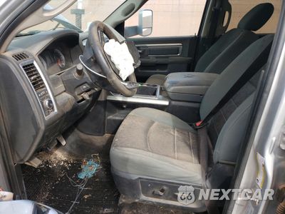 Zdjęcie 7 z 12 samochodu: 2015 RAM 3500 SLT VIN:3C63RRHL9FG625305 - miniatura