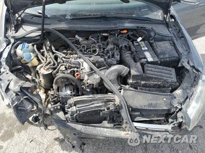 Zdjęcie 12 z 15 samochodu: 2010 VOLKSWAGEN JETTA TDI VIN:3VWTL7AJ2AM672593 - miniatura