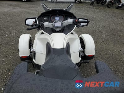 Zdjęcie 6 z 9 samochodu: 2012 CAN-AM SPYDER ROADSTER RT-LTD VIN:2BXJBDC12CV000318 - miniatura