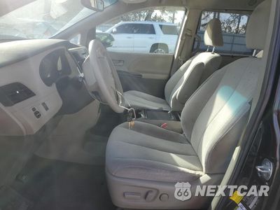 Zdjęcie 7 z 16 samochodu: 2011 TOYOTA SIENNA LE VIN:5TDKK3DC0BS147119 - miniatura
