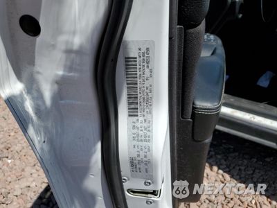 Zdjęcie 14 z 14 samochodu: 2016 JEEP CHEROKEE LATITUDE VIN:1C4PJMCB0GW119447 - miniatura