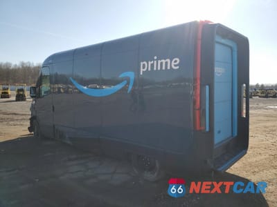 Drugie zdjęcie samochodu z przodu: 2022 RIVIAN EDV 700 VIN:7FCEHDB73NN004984 - miniatura