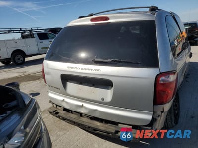 Zdjęcie 6 z 13 samochodu: 2004 DODGE GRAND CARAVAN SE VIN:1D4GP24R94B562085 - miniatura