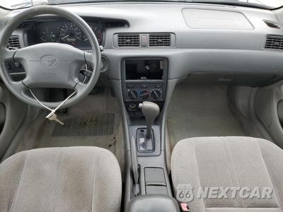 Zdjęcie 8 z 12 samochodu: 2000 TOYOTA CAMRY CE VIN:4T1BG22K9YU710030 - miniatura