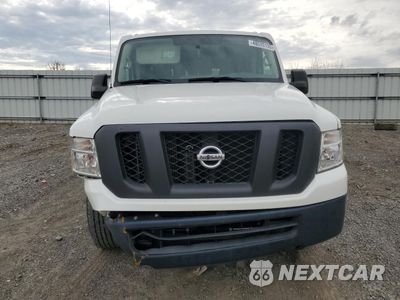 Piąte zdjęcie samochodu w środku: 2017 NISSAN NV 3500 S VIN:5BZBF0AA8HN851038 - miniatura