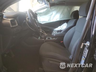 Zdjęcie 7 z 14 samochodu: 2019 KIA SORENTO L VIN:5XYPG4A30KG592829 - miniatura