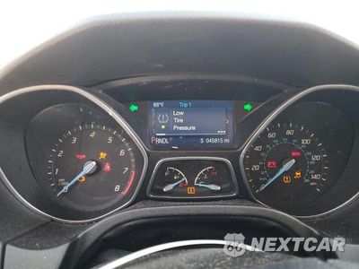 Zdjęcie 9 z 12 samochodu: 2014 FORD FOCUS SE VIN:1FADP3K29EL347755 - miniatura