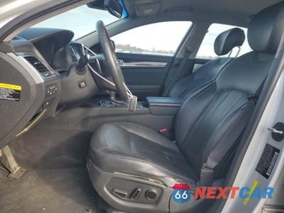 Zdjęcie 7 z 14 samochodu: 2017 GENESIS G80 BASE VIN:KMHGN4JE6HU201578 - miniatura