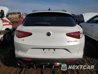 Zdjęcie 6 z 13 samochodu: 2018 ALFA ROMEO STELVIO TI VIN:ZASFAKBN7J7B92562 - miniatura