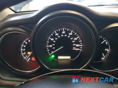 Zdjęcie 9 z 13 samochodu: 2004 LEXUS RX 330 VIN:JYJHA314940008877 - miniatura