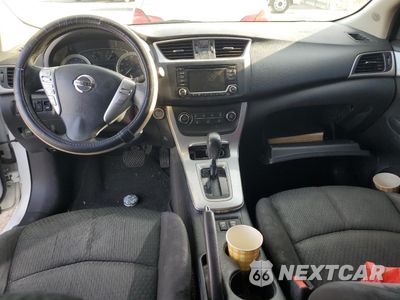 Zdjęcie 8 z 12 samochodu: 2015 NISSAN SENTRA S VIN:3N1AB7AP9FY271207 - miniatura