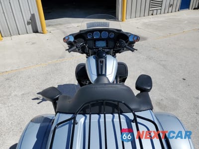 Zdjęcie 6 z 9 samochodu: 2025 HARLEY-DAVIDSON FLHTCUTG VIN:1HD1MAF11SB850482 - miniatura