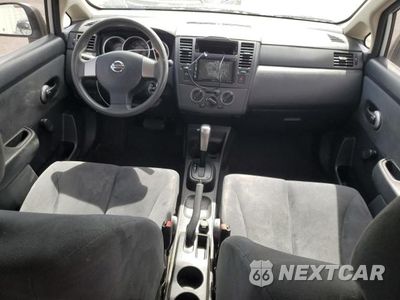 Zdjęcie 8 z 13 samochodu: 2009 NISSAN VERSA S VIN:3N1CC11E99L469465 - miniatura