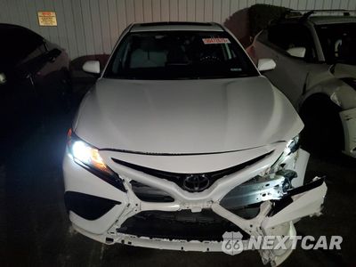 Piąte zdjęcie samochodu w środku: 2024 TOYOTA CAMRY SE NIGHT SHADE VIN:4T1S11BK6RU113107 - miniatura