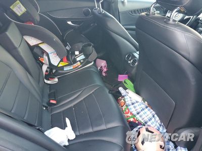 Zdjęcie 10 z 12 samochodu: 2016 MERCEDES BENZ C 300 VIN:55SWF7JB8GU124656 - miniatura