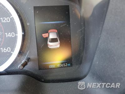 Zdjęcie 9 z 12 samochodu: 2020 TOYOTA COROLLA SE VIN:5YFS4RCE4LP039886 - miniatura
