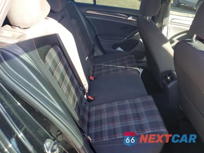 Zdjęcie 10 z 12 samochodu: 2017 VOLKSWAGEN GTI S VIN:3VW5T7AU8HM022731 - miniatura