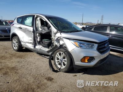 Czwarte zdjęcie samochodu z boku: 2017 FORD ESCAPE S VIN:1FMCU0F79HUC19531 - miniatura