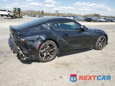 Trzecie zdjęcie samochodu z tyłu: 2020 TOYOTA SUPRA BASE VIN:WZ1DB4C05LW028748 - miniatura