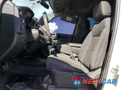 Zdjęcie 7 z 12 samochodu: 2021 CHEVROLET SILVERADO K3500 VIN:1GB4YSEY5MF123384 - miniatura