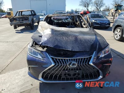 Piąte zdjęcie samochodu w środku: 2025 LEXUS ES 350 BASE VIN:58ADZ1B15SU195323 - miniatura