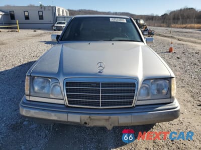 Piąte zdjęcie samochodu w środku: 1995 MERCEDES-BENZ E 300D VIN:WDBEB31E5SC149970 - miniatura