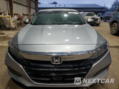 Piąte zdjęcie samochodu w środku: 2019 HONDA ACCORD LX VIN:1HGCV1F12KA151067 - miniatura