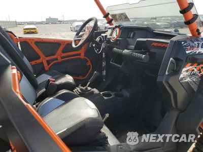 Piąte zdjęcie samochodu w środku: 2015 POLARIS RZR XP 1000 EPS VIN:3NSVDE992FF428458 - miniatura