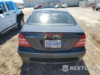 Zdjęcie 6 z 12 samochodu: 2005 MERCEDES-BENZ C 240 VIN:WDBRF61J15A712498 - miniatura