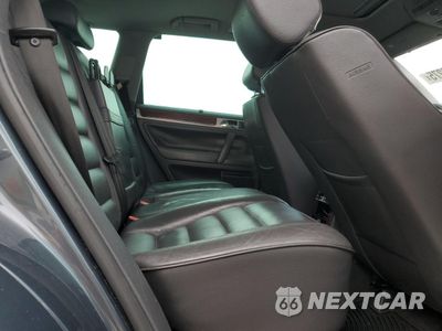 Zdjęcie 11 z 13 samochodu: 2006 VOLKSWAGEN TOUAREG 3.2 VIN:WVGZG77L36D005914 - miniatura