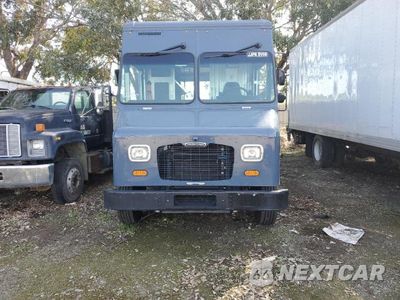 Piąte zdjęcie samochodu w środku: 2020 FREIGHTLINER CHASSIS M LINE WALK-IN VAN VIN:4UZAC2EA2LCLZ6200 - miniatura
