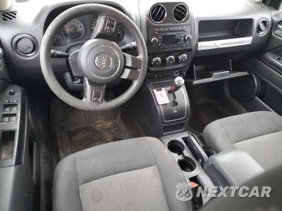 Zdjęcie 8 z 13 samochodu: 2016 JEEP COMPASS SPORT VIN:1C4NJCBA5GD620517 - miniatura
