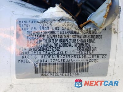 Zdjęcie 13 z 13 samochodu: 2019 NISSAN KICKS S VIN:3N1CP5CU4KL517802 - miniatura