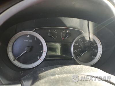 Zdjęcie 9 z 12 samochodu: 2015 NISSAN SENTRA S VIN:3N1AB7AP9FY271207 - miniatura