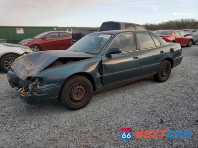 1996 TOYOTA CAMRY DX 4T1BG12K9TU927452 - główne zdjęcie licytacji z USA - miniatura