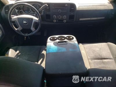 Zdjęcie 8 z 15 samochodu: 2009 CHEVROLET SILVERADO C1500 LT VIN:3GCEC23009G284310 - miniatura