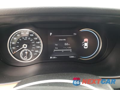 Zdjęcie 9 z 14 samochodu: 2022 GENESIS G70 BASE VIN:KMTG34TA1NU091010 - miniatura