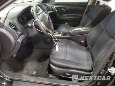 Zdjęcie 7 z 12 samochodu: 2016 NISSAN ALTIMA 2.5 VIN:1N4AL3AP1GN338051 - miniatura