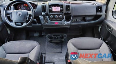 Zdjęcie 9 z 11 samochodu: 2019 RAM TRUCKS PROMASTER VIN:3C6TRVBG9K3562765 - miniatura